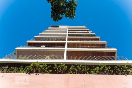 Apartamento para alugar com 92m², 3 quartos e 2 vagasFachada 