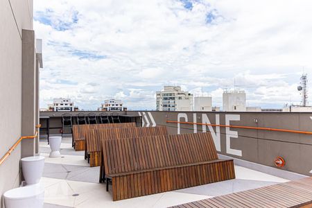 Apartamento para alugar com 16m², 1 quarto e sem vaga Apartamento para alugar com 16m², 1 quarto e sem vagaÁrea comum - Cinema