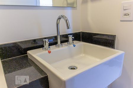 Apartamento para alugar com 16m², 1 quarto e sem vaga Apartamento para alugar com 16m², 1 quarto e sem vagaKitnet - Banheiro