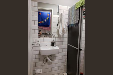 Banheiro de Serviço de apartamento à venda com 2 quartos, 110m² em Barra Funda, São Paulo