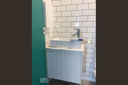 Banheiro de apartamento à venda com 2 quartos, 110m² em Barra Funda, São Paulo