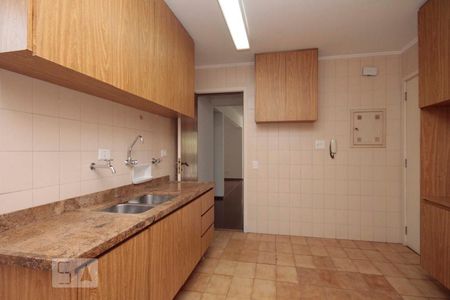 Apartamento para alugar com 110m², 3 quartos e 2 vagasCozinha