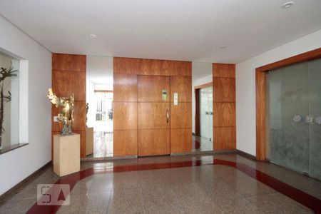 Apartamento para alugar com 110m², 3 quartos e 2 vagasHall Social