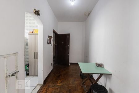 Apartamento à venda com 100m², 2 quartos e sem vagaHall