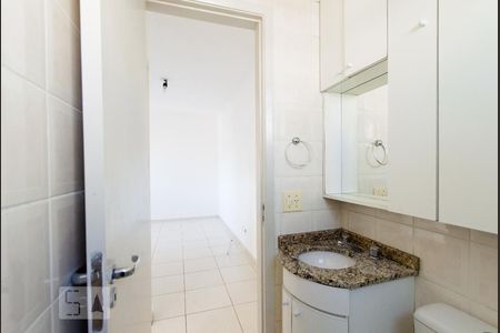 Banheiro de apartamento à venda com 1 quarto, 42m² em Vila Buarque, São Paulo