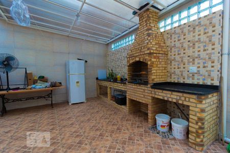 Casa de condomínio à venda com 120m², 2 quartos e 3 vagas Casa de condomínio à venda com 120m², 2 quartos e 3 vagasChurrasqueira