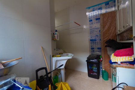 Casa de condomínio à venda com 120m², 2 quartos e 3 vagas Casa de condomínio à venda com 120m², 2 quartos e 3 vagasLavabo