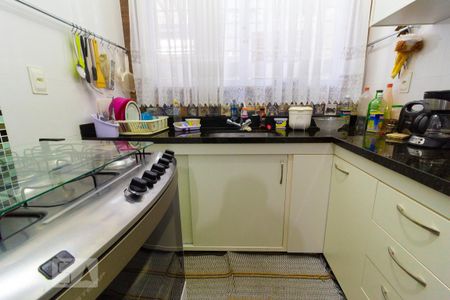 Casa de condomínio à venda com 120m², 2 quartos e 3 vagas Casa de condomínio à venda com 120m², 2 quartos e 3 vagasCozinha