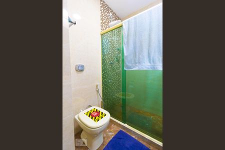 Casa de condomínio à venda com 120m², 2 quartos e 3 vagas Casa de condomínio à venda com 120m², 2 quartos e 3 vagasBanheiro Social