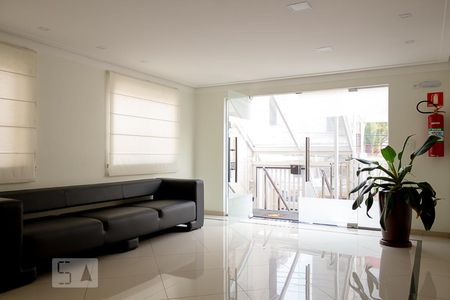 Apartamento à venda com 190m², 3 quartos e 4 vagas Apartamento à venda com 190m², 3 quartos e 4 vagasHall de Entrada