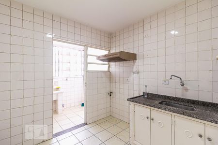 Cozinha de apartamento para alugar com 2 quartos, 74m² em Vila Nova Conceição, São Paulo