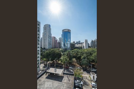Vista de apartamento à venda com 2 quartos, 70m² em Cidade Monções, São Paulo