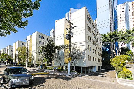 Apartamento à venda com 71m², 2 quartos e 1 vagaFachada