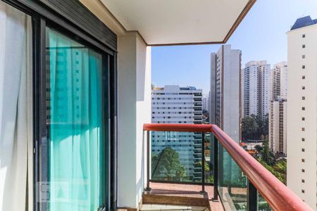 Apartamento à venda com 243m², 3 quartos e 4 vagas Apartamento à venda com 243m², 3 quartos e 4 vagasVaranda Suíte