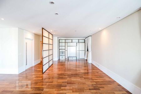 Apartamento à venda com 243m², 3 quartos e 4 vagas Apartamento à venda com 243m², 3 quartos e 4 vagasSala