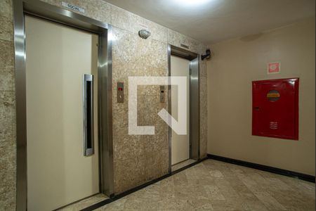 Apartamento à venda com 60m², 2 quartos e 1 vagaHall Elevadroes