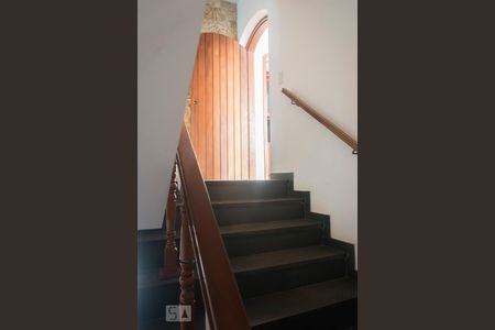 Escadas Sala de casa à venda com 4 quartos, 387m² em Vila Tramontano, São Paulo