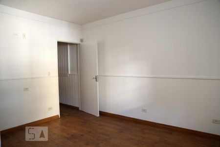 Casa para alugar com 120m², 4 quartos e 2 vagasQuarto 4 - Suíte