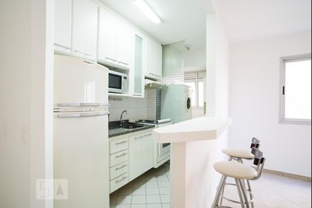 Cozinha de apartamento para alugar com 2 quartos, 50m² em Perdizes, São Paulo