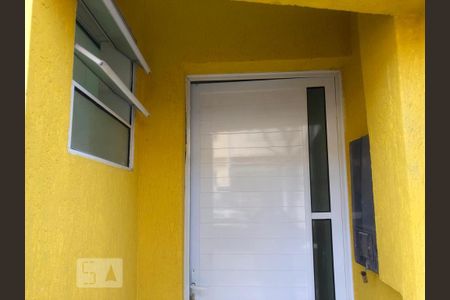 Entrada de kitnet/studio para alugar com 1 quarto, 16m² em Mirandópolis, São Paulo