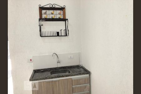 Cozinha de kitnet/studio para alugar com 1 quarto, 16m² em Mirandópolis, São Paulo