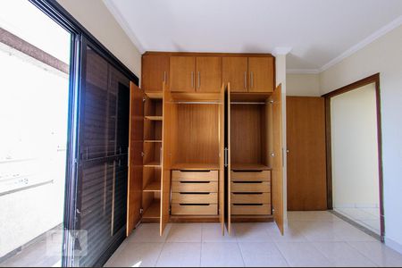 Quarto de apartamento à venda com 1 quarto, 120m² em Centro, Campinas