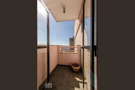 Sacada - Sala  de apartamento à venda com 1 quarto, 120m² em Centro, Campinas