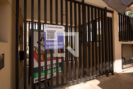 Apartamento para alugar com 98m², 2 quartos e 1 vaga Apartamento para alugar com 98m², 2 quartos e 1 vagaFachada
