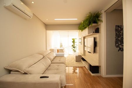 Sala de apartamento para alugar com 2 quartos, 98m² em Vila Genioli, São Paulo