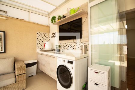Apartamento para alugar com 98m², 2 quartos e 1 vaga Apartamento para alugar com 98m², 2 quartos e 1 vagaÁrea de Serviço / Churrasqueira