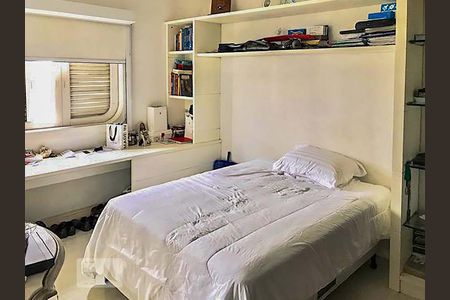 Suíte 01 de apartamento à venda com 3 quartos, 200m² em Jardim Novo Santo Amaro, São Paulo