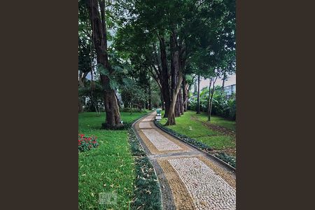 Apartamento à venda com 200m², 3 quartos e 2 vagas Apartamento à venda com 200m², 3 quartos e 2 vagasPista de Cooper