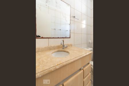 Banheiro de apartamento à venda com 3 quartos, 66m² em Nova Petrópolis, São Bernardo do Campo