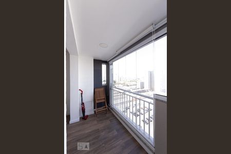 Apartamento para alugar com 40m², 1 quarto e 1 vaga Apartamento para alugar com 40m², 1 quarto e 1 vagaVaranda