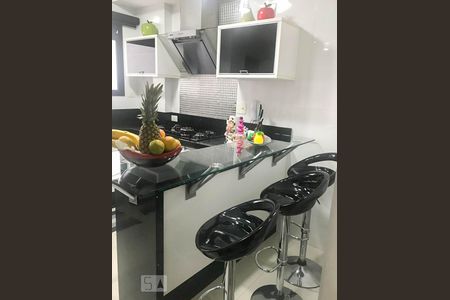 Apartamento à venda com 125m², 3 quartos e 2 vagasCozinha
