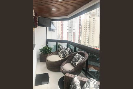 Apartamento à venda com 125m², 3 quartos e 2 vagasVaranda da Sala 