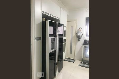 Apartamento à venda com 125m², 3 quartos e 2 vagasCozinha