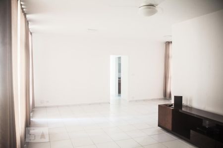 Apartamento para alugar com 3 quartos, 123m² em Higienópolis, São Paulo