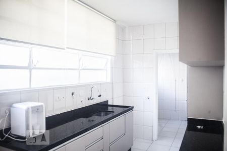 Cozinha de apartamento para alugar com 3 quartos, 123m² em Higienópolis, São Paulo