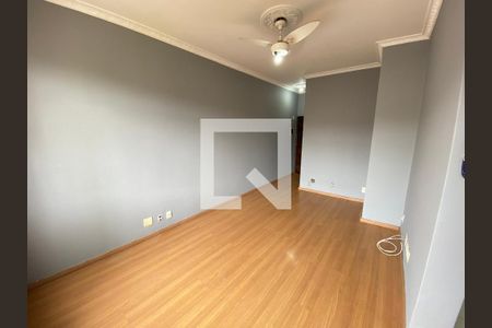 Sala de apartamento para alugar com 1 quarto, 60m² em Quintino Bocaiúva, Rio de Janeiro