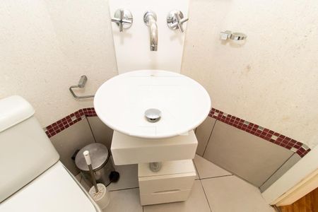 Apartamento para alugar com 90m², 3 quartos e 1 vaga Apartamento para alugar com 90m², 3 quartos e 1 vagaDetalhe do banheiro
