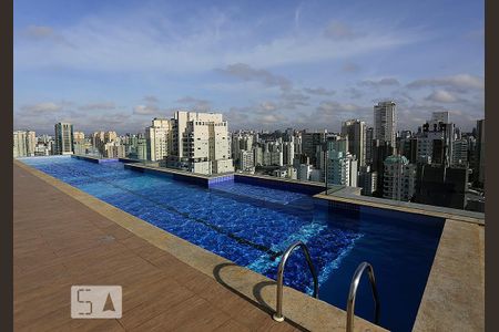 Apartamento à venda com 43m², 1 quarto e 1 vaga Apartamento à venda com 43m², 1 quarto e 1 vagaÁrea comum - Piscina
