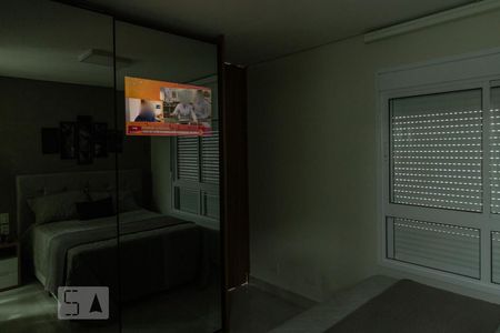 Suíte Detalhe TV No Ármario de apartamento à venda com 1 quarto, 43m² em Santo Amaro, São Paulo