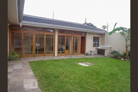 Casa à venda com 308m², 3 quartos e 4 vagas Casa à venda com 308m², 3 quartos e 4 vagasÁrea Externa