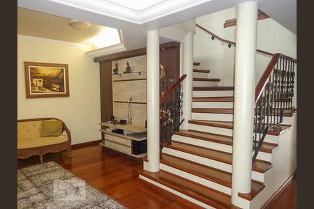 Sala de casa à venda com 3 quartos, 308m² em Sarandi, Porto Alegre