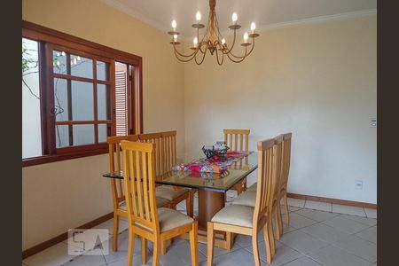 Casa à venda com 308m², 3 quartos e 4 vagas Casa à venda com 308m², 3 quartos e 4 vagasSala de Jantar