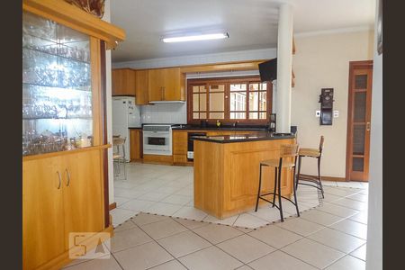 Casa à venda com 308m², 3 quartos e 4 vagas Casa à venda com 308m², 3 quartos e 4 vagasCozinha