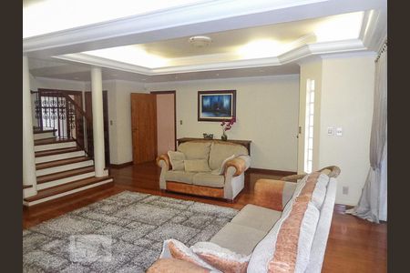 Sala de casa à venda com 3 quartos, 308m² em Sarandi, Porto Alegre