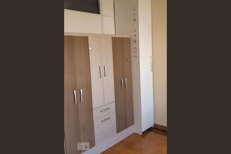 Quarto de apartamento à venda com 4 quartos, 217m² em Independência, Porto Alegre