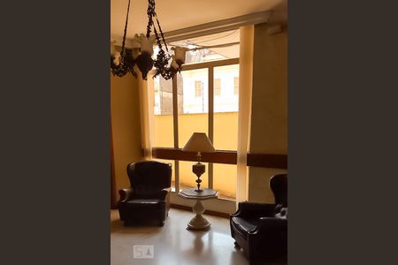 Apartamento à venda com 217m², 4 quartos e sem vagaHall de Entrada